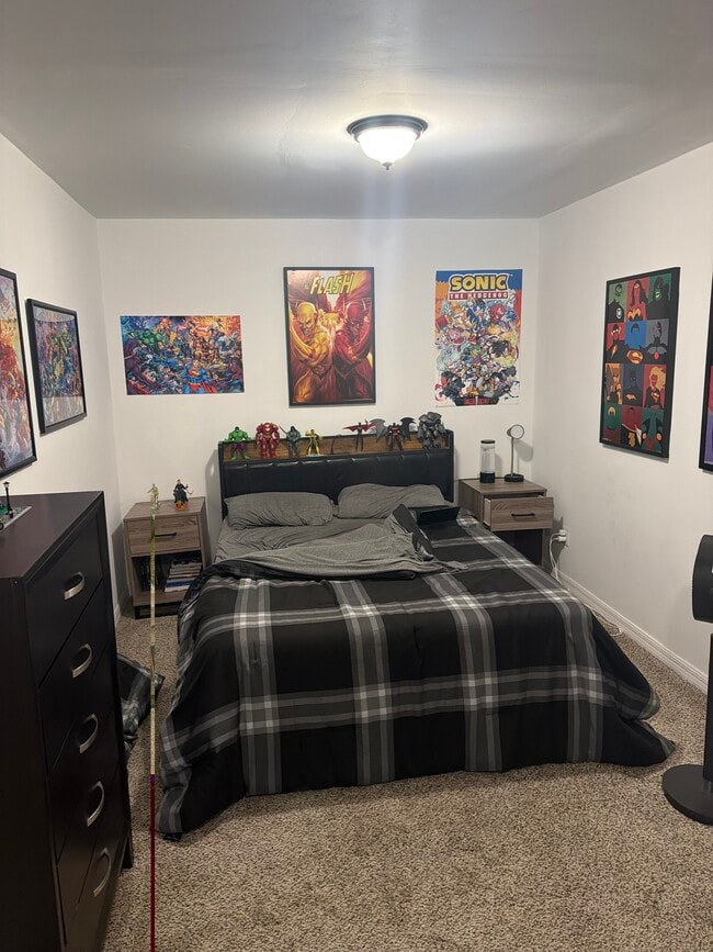 Photo - 325 S 2nd St