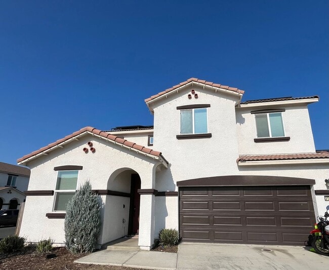 Photo - Beautiful Home for rent in Visalia, Ca