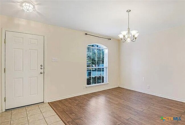 Photo - 238 Starling Creek