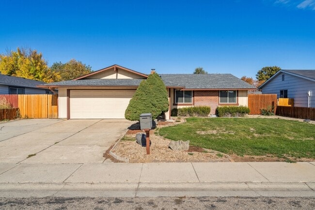 Building Photo - 1508 W Elm Pl