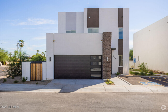 Building Photo - 6610 N 16th St Rental