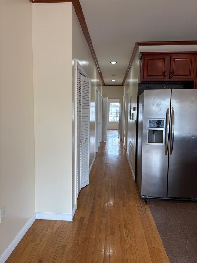 Photo - 30 Whitman Ave Unit -1