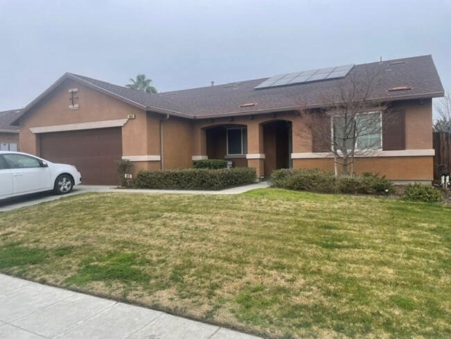 Updated Sunnyside 3/2 Home in Clovis Schoo... - Updated Sunnyside 3/2 Home in Clovis Schoo...