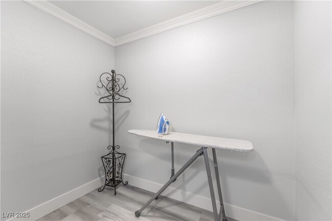 Photo - 2419 E Vegas Valley Dr