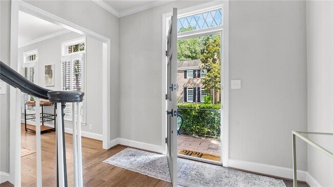 Photo - 3532 Paces Pl NW