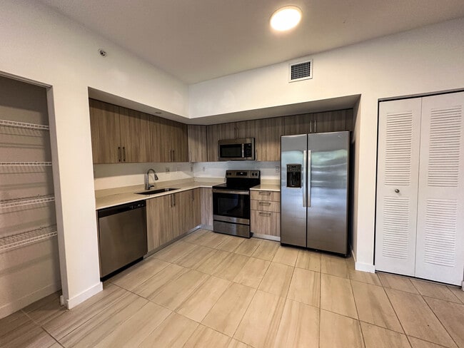 Building Photo - 20621 NW 7th Ct Unit A1 Rental