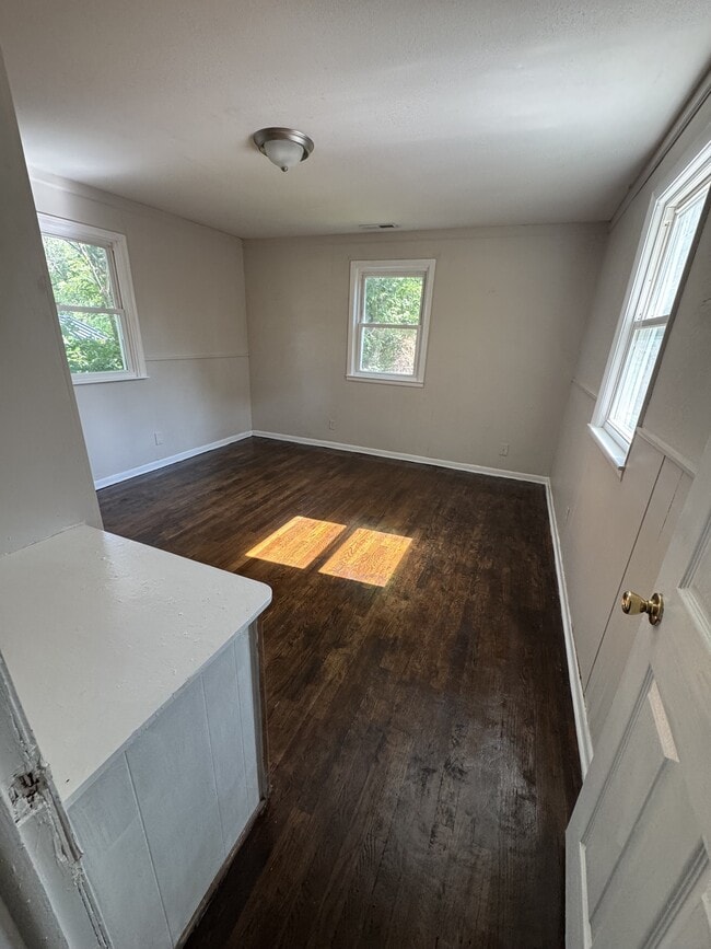 Photo - 831 SE 33rd St