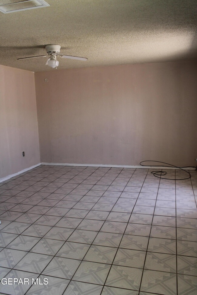 1368 Reid Rd
