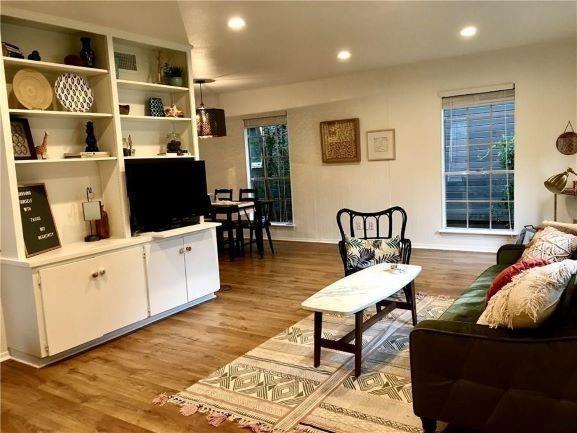 Photo - 4600 Shoalwood Ave