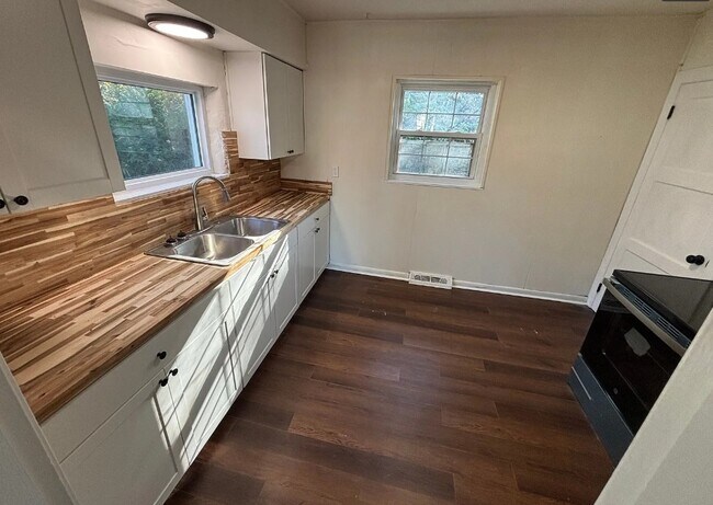 Photo - 214 O Bannon Ave