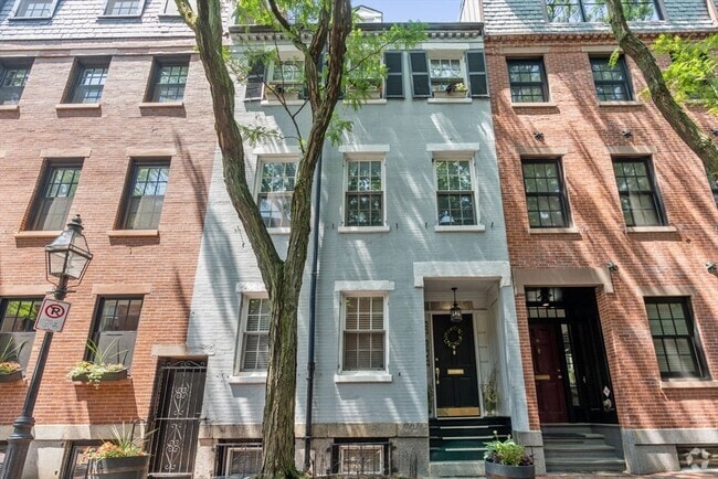 Building Photo - 8 Melrose St Unit 1 Rental
