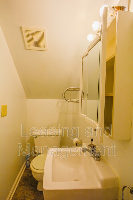 Photo - 7 Bee St Unit A