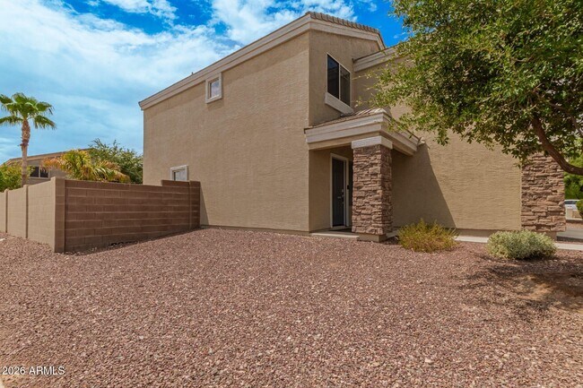 11719 W Dos Rios Dr