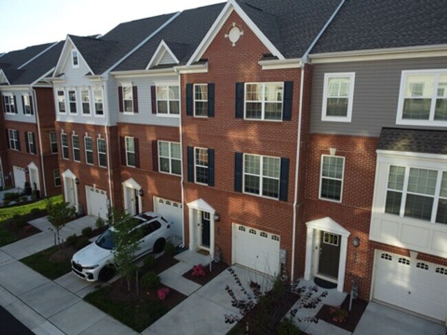 Photo - Spacious 3BR Townhome in Elkridge