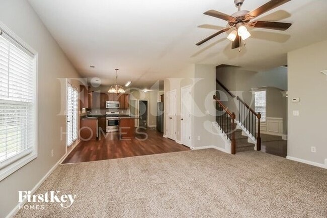 Photo - 2176 Grant Ave