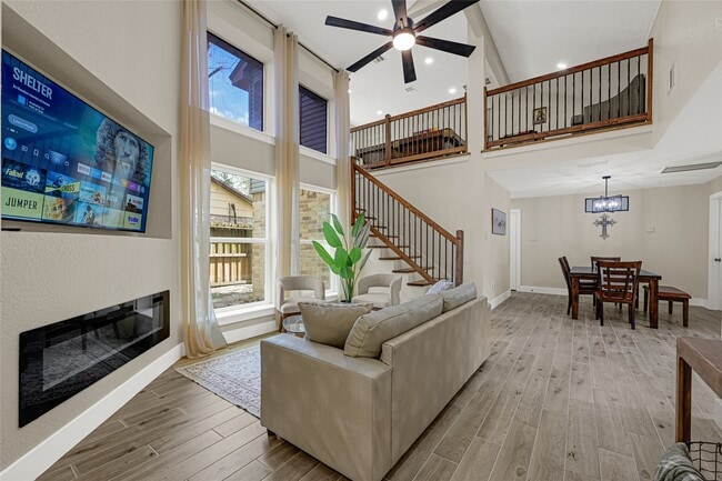 Photo - 4802 Hickorygate Dr