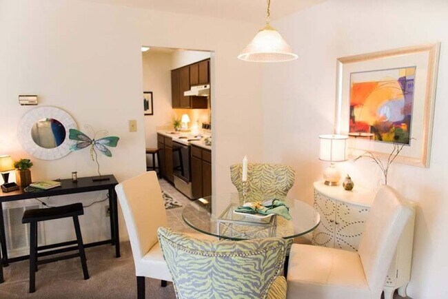 Fox Hollow Apartment Homes