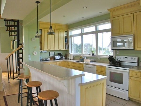 Photo - 76 Mattakesett Way