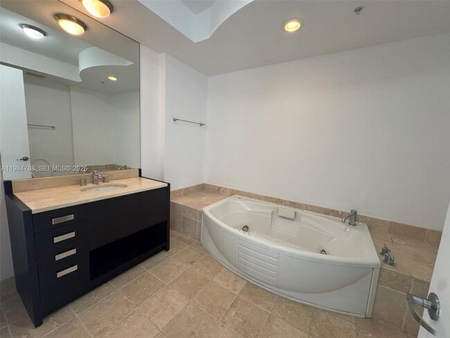 Photo - 18201 Collins Ave Unit 3505