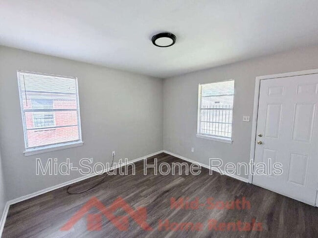 Photo - 1353 Fairfax St