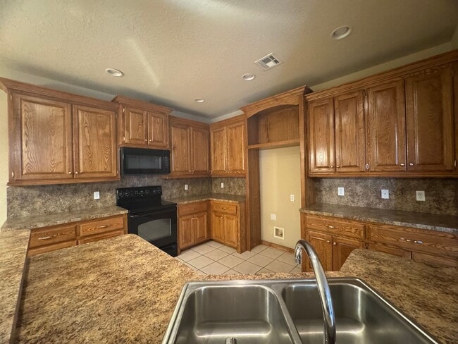 Photo - Great duplex for rent in Moore!