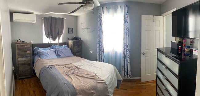 Photo - 134-14 135th Ave Unidad 134-14 135th Avenue