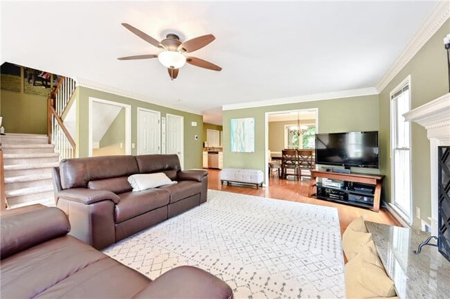 8903 Carroll Manor Dr