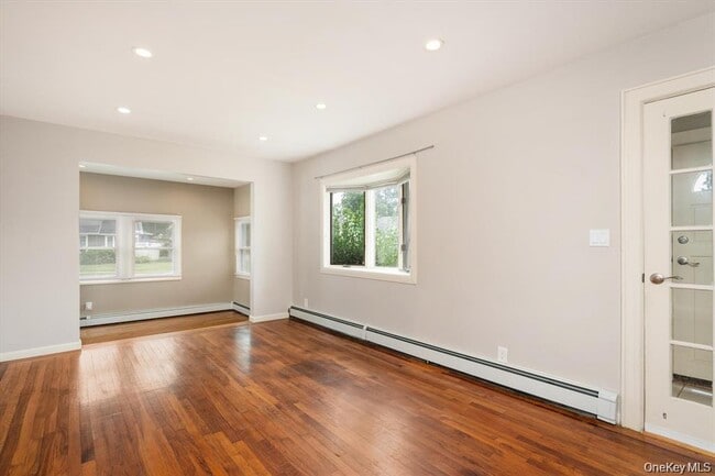 23 Rosebud Ave