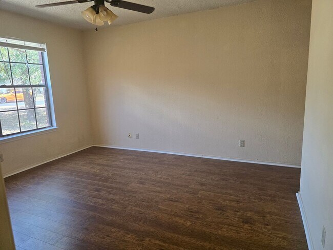 9403 Kempler Dr Unit A