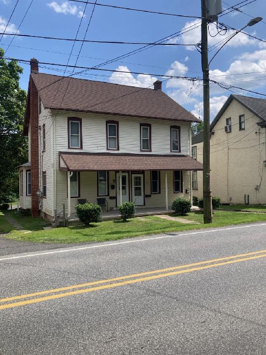 Building Photo - 1169 Main St Unit 2