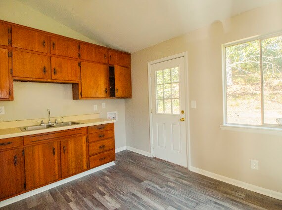 Photo - 1721 3rd Pl SW