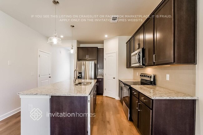 Photo - 554 Becks Pl