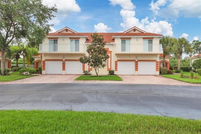 Building Photo - 7269 Fountain Palm Cir