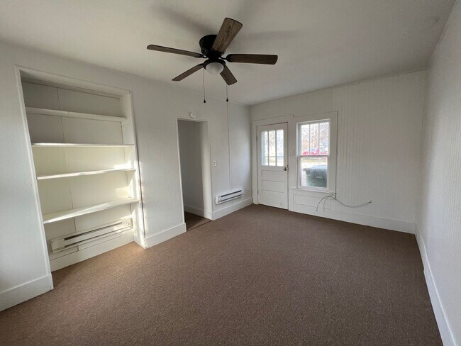 Photo - 844-MF2-E Unit D