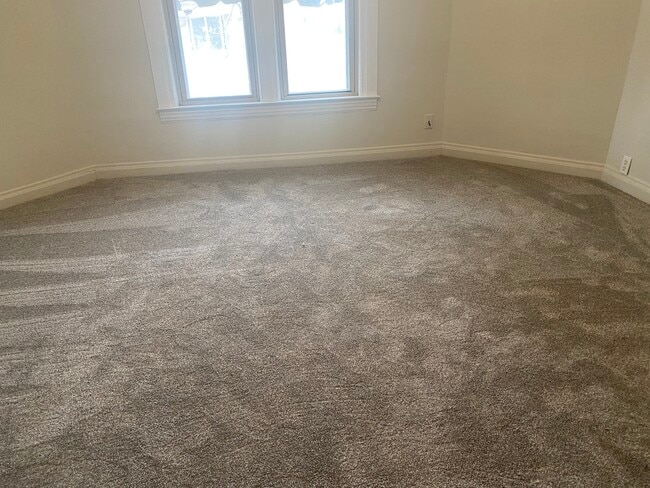 Photo - 1175 Mason St