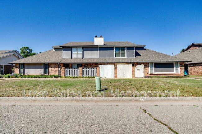 Photo - 13813 Fairhill Ave