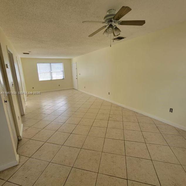 Photo - 814 Finley Ct