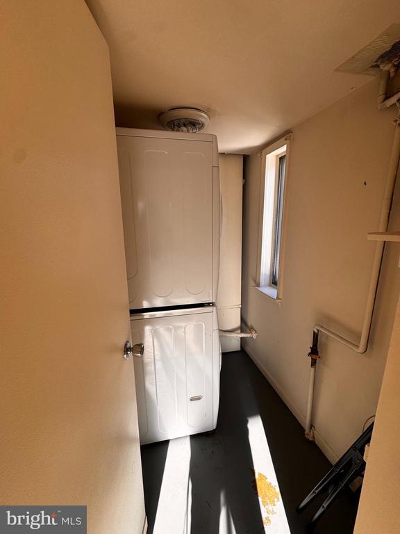 Photo - 4513 Logsdon Dr