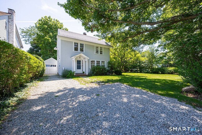 12 Roosevelt Rd