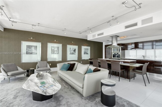 Photo - 3737 Collins Ave Unidad S-1501