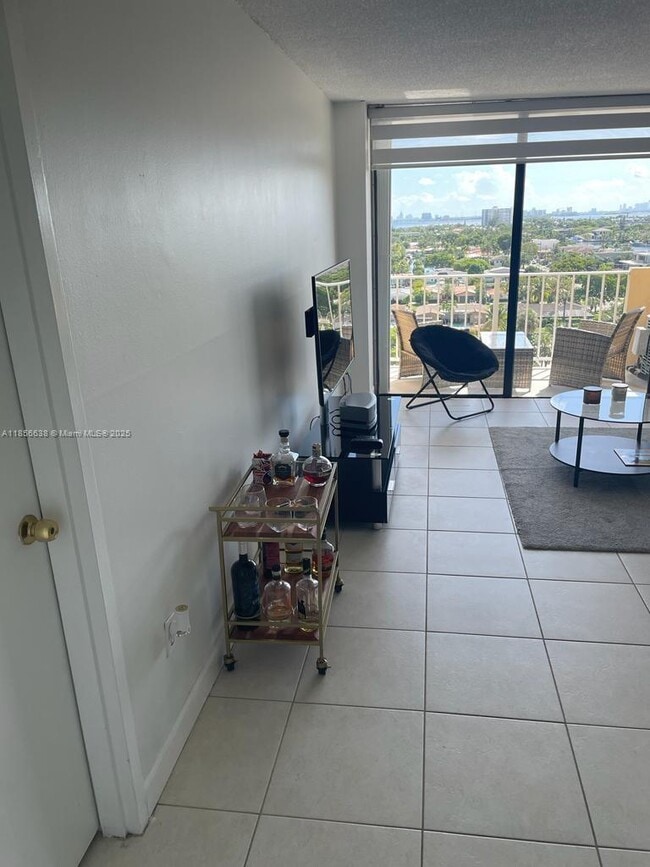 Photo - 2350 NE 135th St Unit 1109