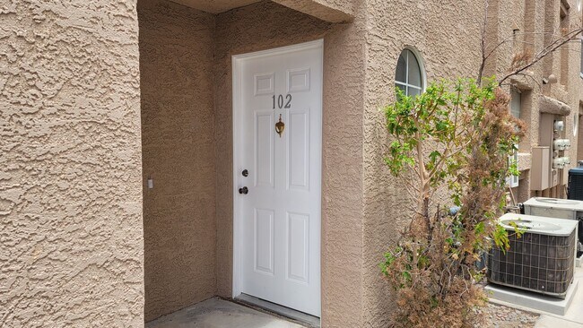 Photo - Gorgeous Fully Remodeled Condo