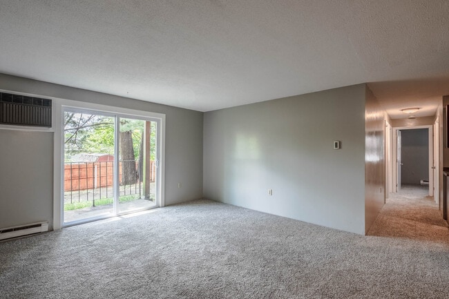 Meadowbrook Apartments