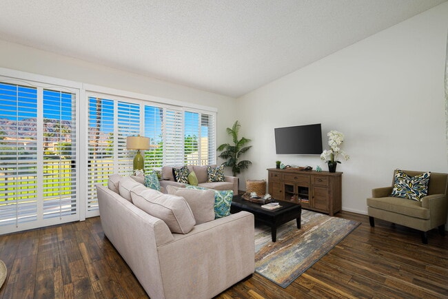 Photo - 55553 Winged Foot