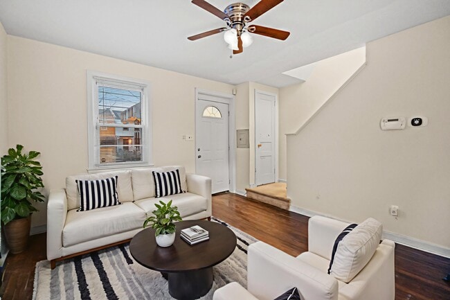 Building Photo - 4632 A St SE