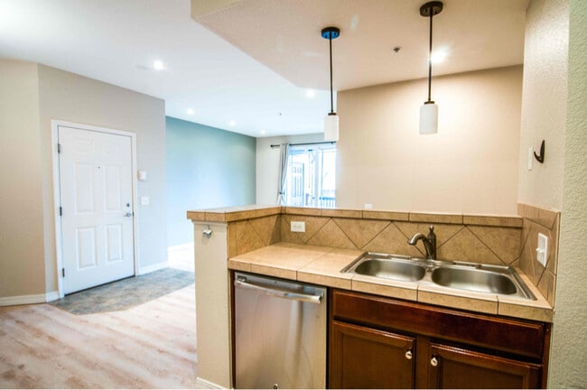 Photo - 2133 Krisron Rd