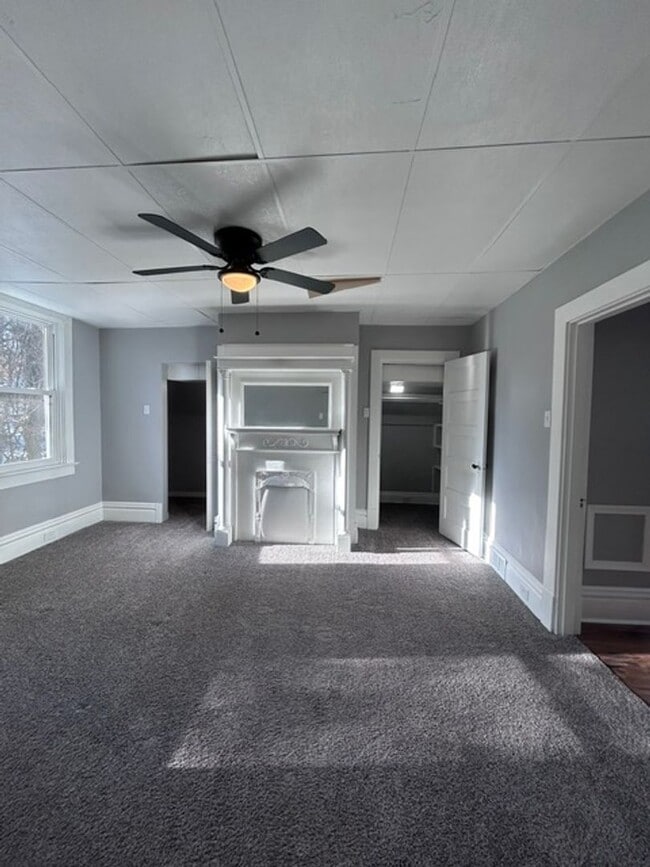 Photo - wat195 Unit 2