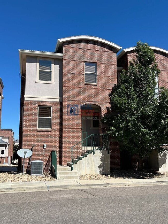 Building Photo - 13583 E Longview Ave Rental