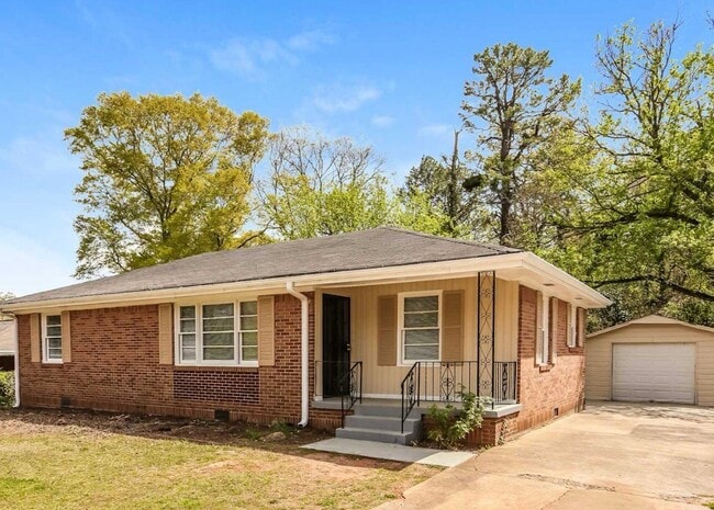 Photo - 2121 Cherry Ln