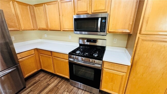 Building Photo - 3846 Waynesvill St Rental